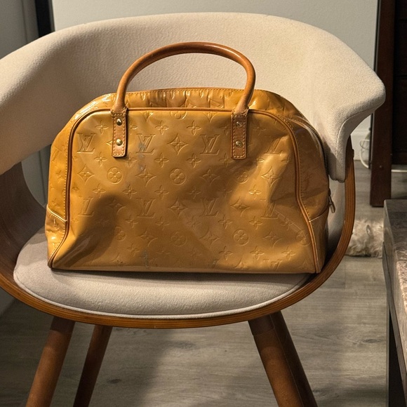 🌺⚜️New Listing-Louis Vuitton Gold Vernis Thompson Square Tote⚜️⚜️ - Picture 2 of 13